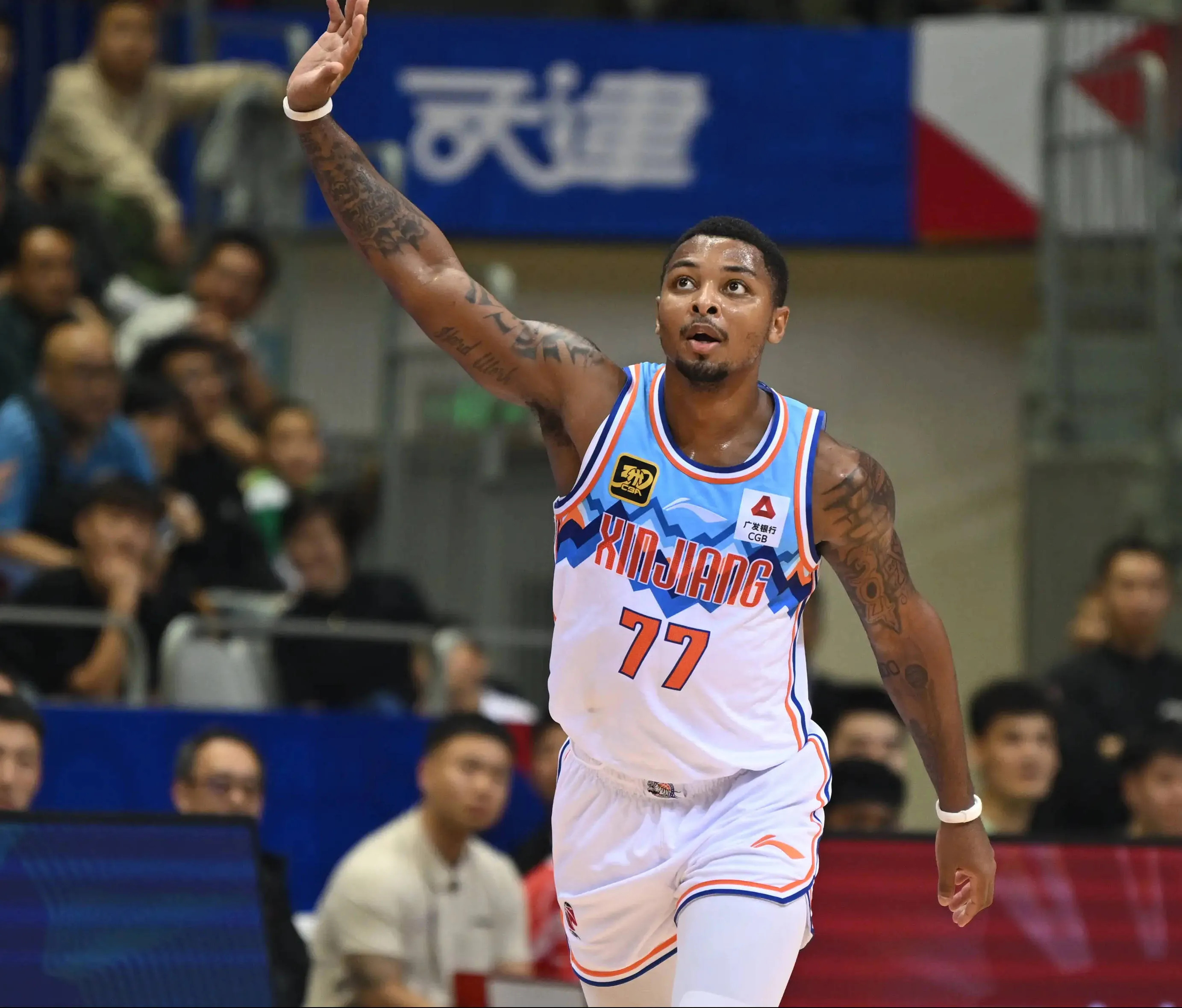 包含菲尼克斯太阳士气爆棚,全明星赛八强战遇上新疆男篮,目标明确直指晋级的词条 包含菲尼克斯太阳士气爆棚,全明星赛八强战遇上新疆男篮,目标明确直指晋级的词条